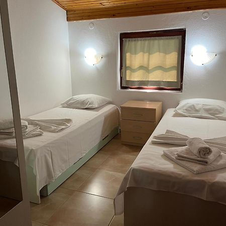 Holiday Home Bratica 울친 외부 사진