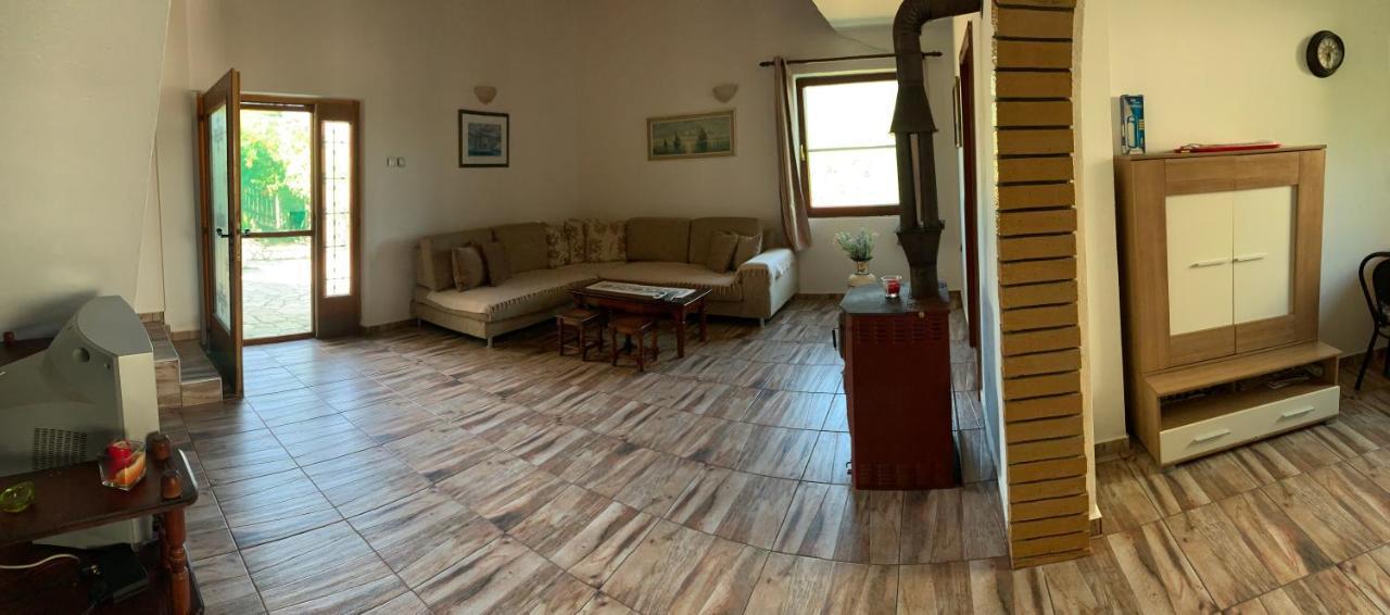 Holiday Home Bratica 울친 외부 사진
